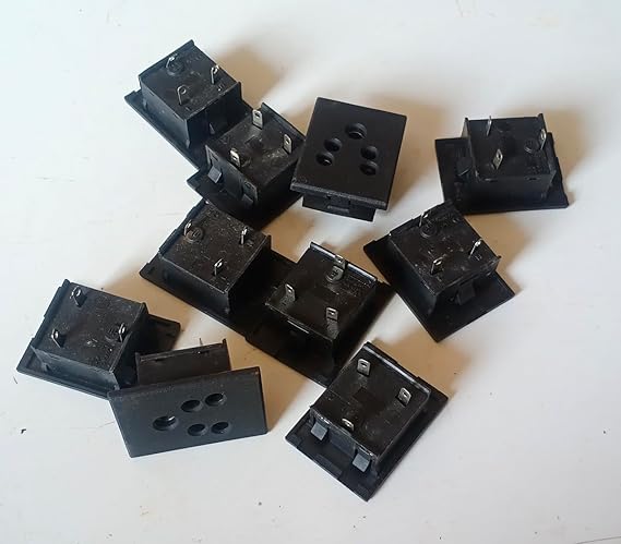 MODEL-COUPLING MEMBER SOCKET 6A,250V AC 5PIN 24V DC