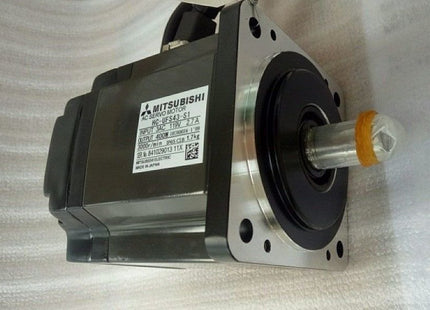 MODEL- HG-SN152J-S100 3AC 112V, 9.4A, 1.5KW 2000R/MIN SERVO MOTOR MAKE MITSUBISHI