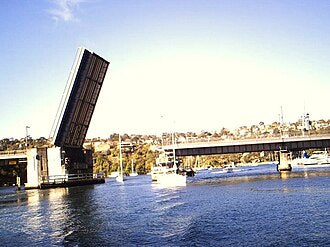MODEL-SPIT BRIDGE PE12