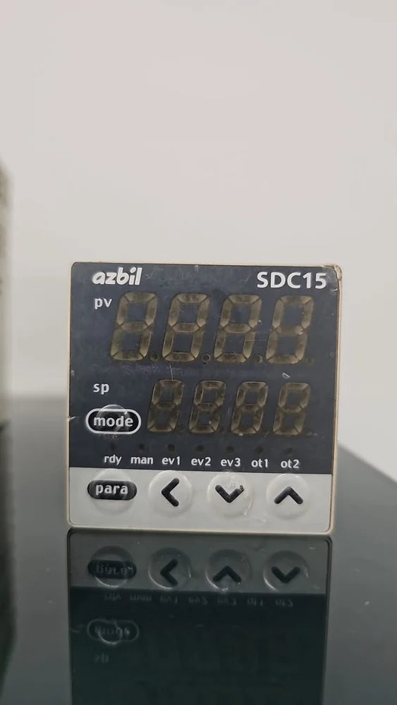 MODEL-TEMPRATURE CONTROLLER AZBIL MAKE C15TR0RA0100
