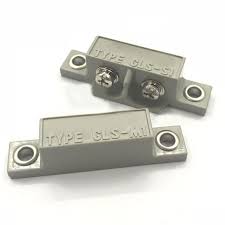 MODEL-MAGNETIC SENSOR SET GLS-M1 AND GLS-S1 MAKE OMRON