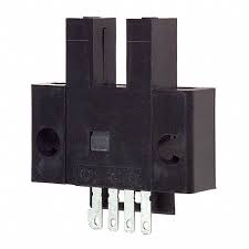 MODEL-EE-SX670A PHOTO SENSOR MAKE OMRON