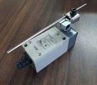 LIMIT SWITCH  MODEL OMRON HL-5050, OMRON  WITH ADJ ROD LVR, FOR NSM PAINTING ROBOTS ,OMRON