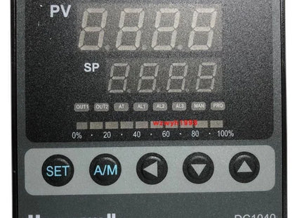 MODEL- PID CONTROLLER DC1040 HONEYWELL