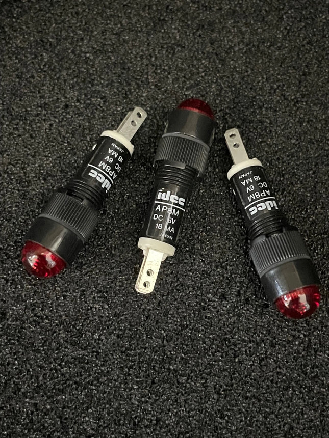 MODEL-IDEC AP-1M 8MM INDICATOR (RED)