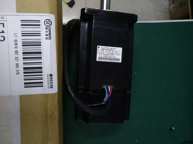 MODEL-AC SERVO MOTOR SGM-08U2HA12