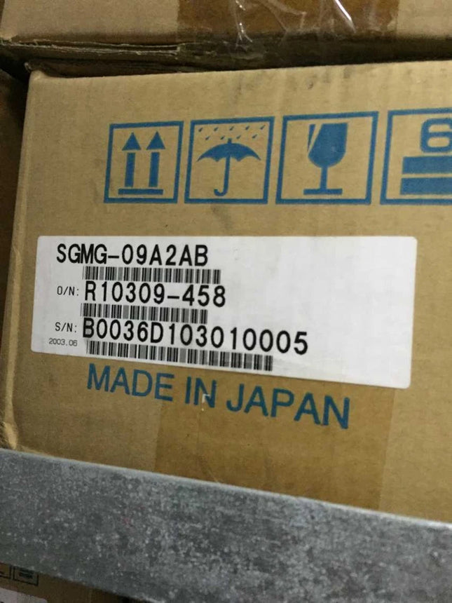MODEL- AC SERVO MOTOR SGMG-09A2AB MAKE YASHKAWA